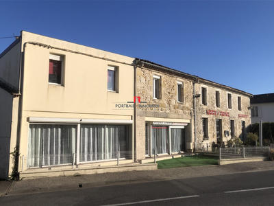 Maison - 223 m² - 6 pièces