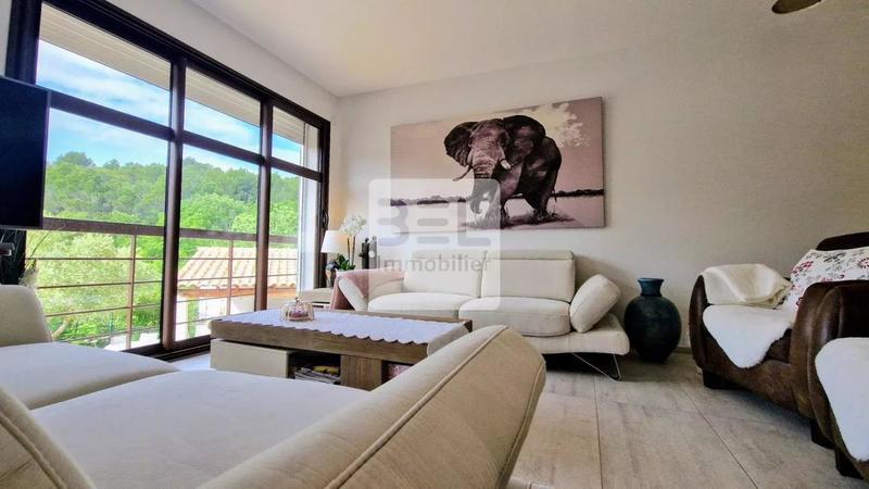 Immeuble - 315 m² - 13 pièces