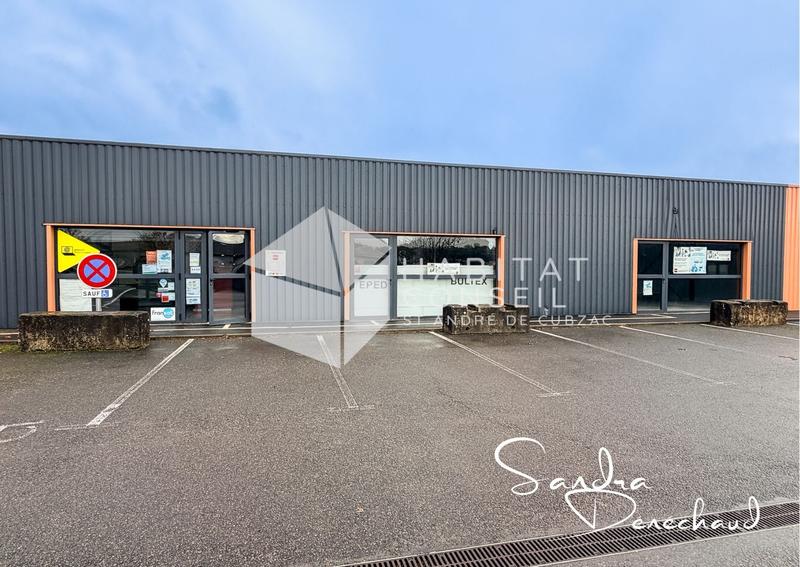 Local commercial - 383 m²