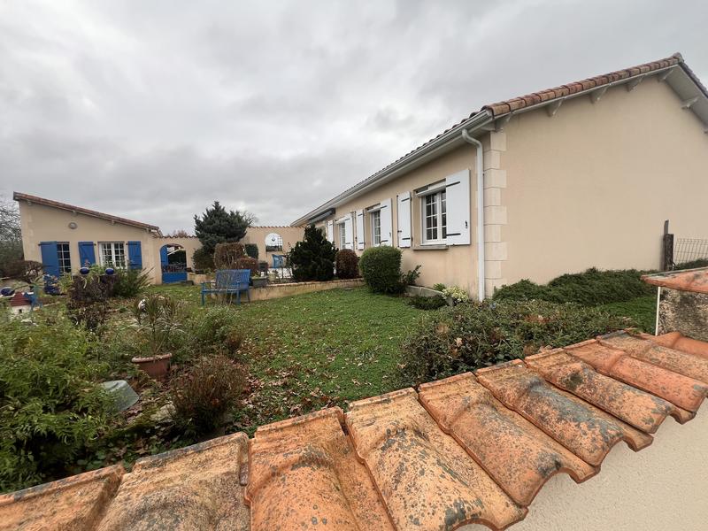 Pavillon - 137 m² - 5 pièces