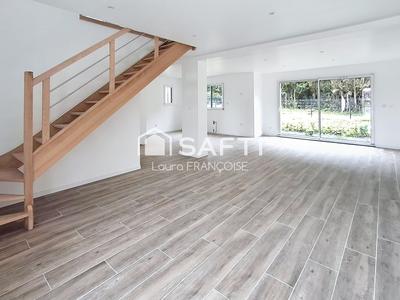 Maison - 130 m² - 6 pièces