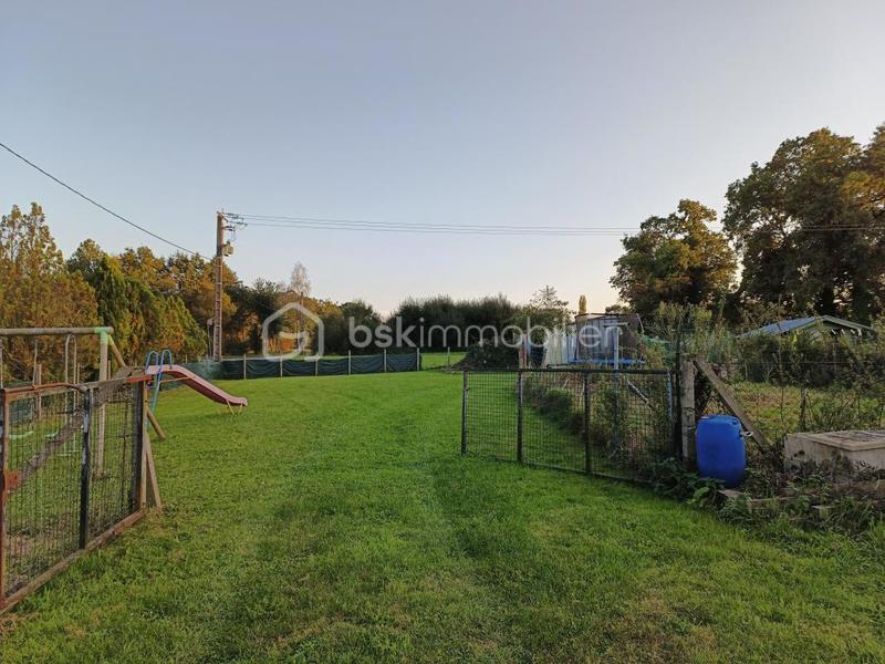 Maison - 270 m² - 8 pièces