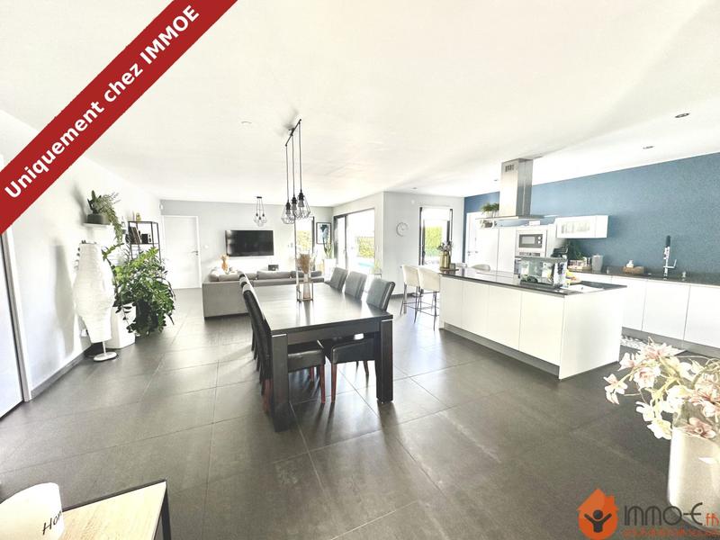 Maison - 140 m² - 5 pièces