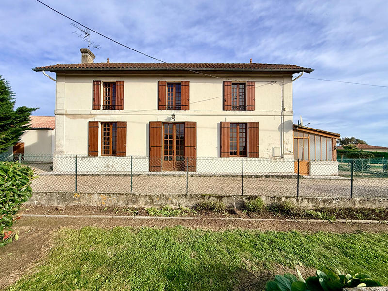 Maison - 161 m² - 7 pièces
