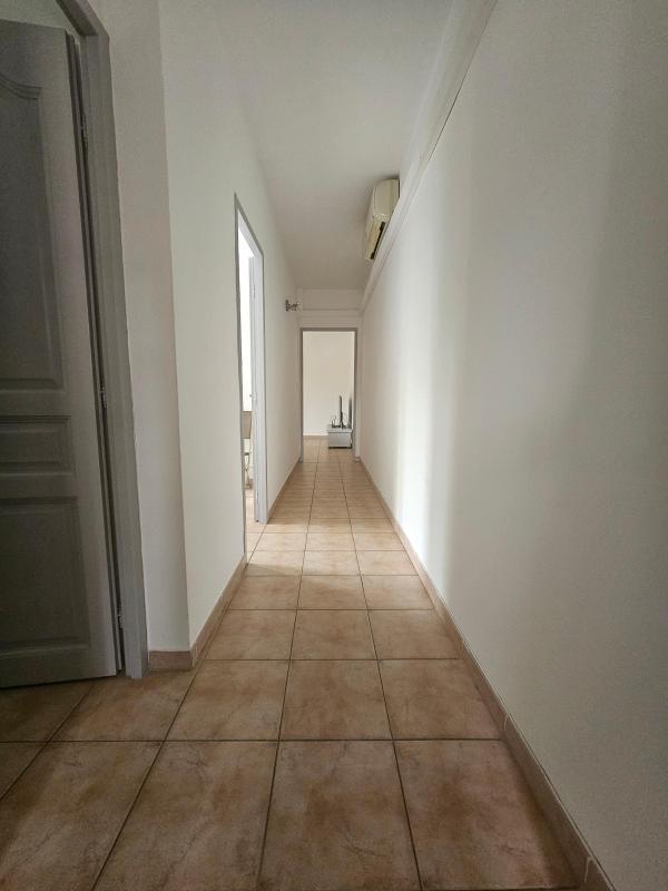 Villa - 345 m² - 14 pièces