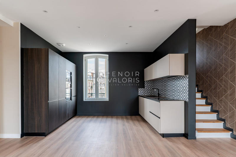 Appartement - 106 m² - 5 pièces