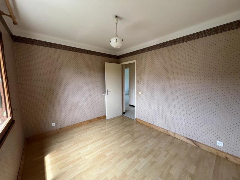 Maison - 256 m² - 5 pièces