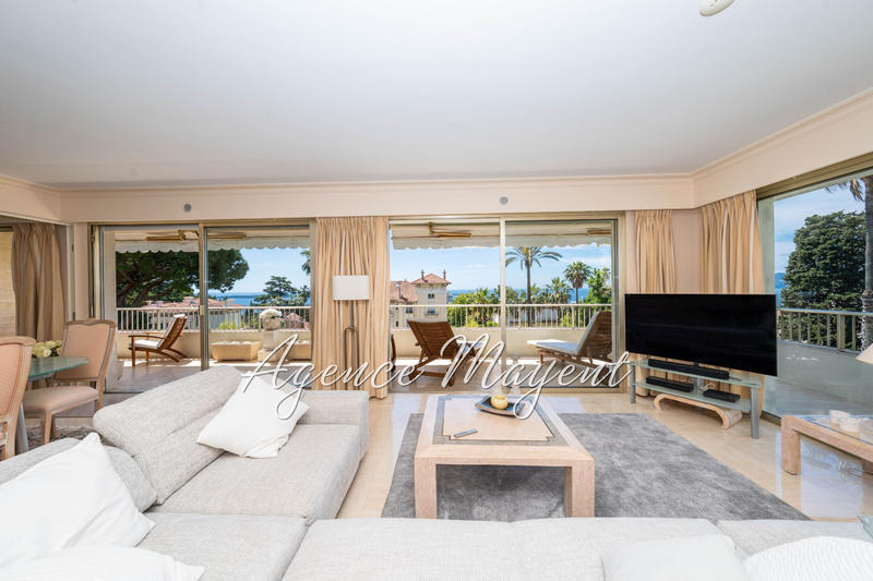 Appartement - 120 m² - 4 pièces