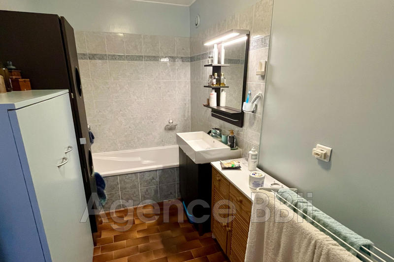 Appartement - 75 m² - 4 pièces