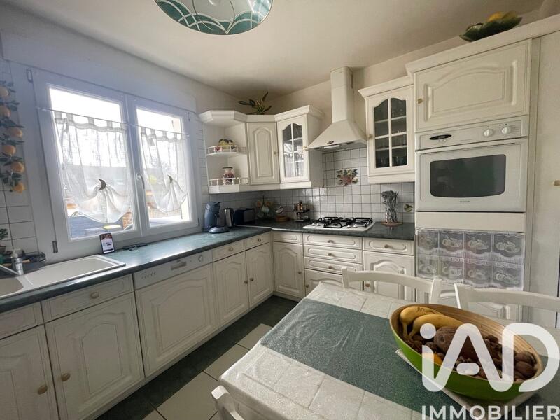 Maison - 111 m² - 7 pièces