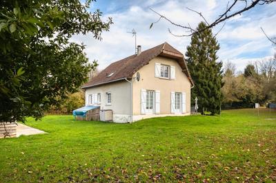 Maison - 120 m² - 7 pièces