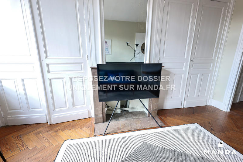 Appartement - 75 m² - 2 pièces