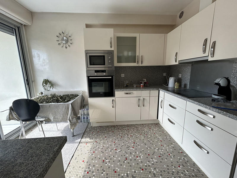 Maison - 141 m² - 6 pièces