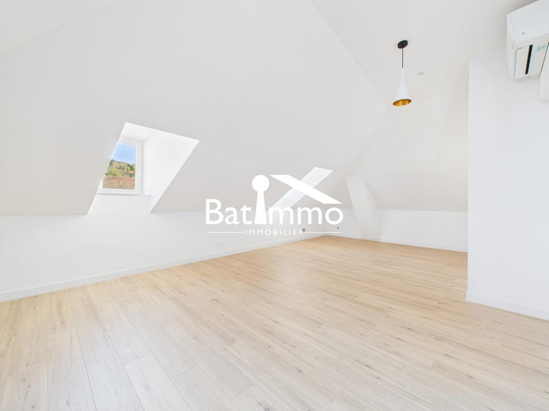 Appartement - 75 m² - 4 pièces