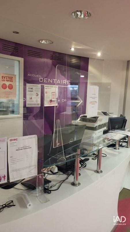 Local commercial - 875 m²