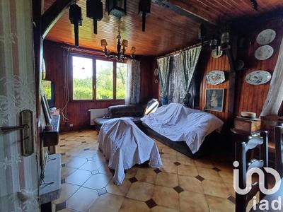 Maison - 90 m² - 5 pièces