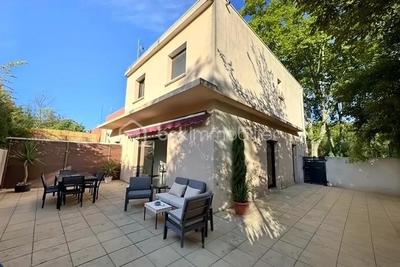 Villa - 145 m² - 6 pièces