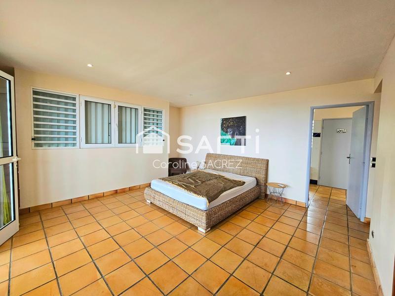 Villa - 319 m² - 8 pièces