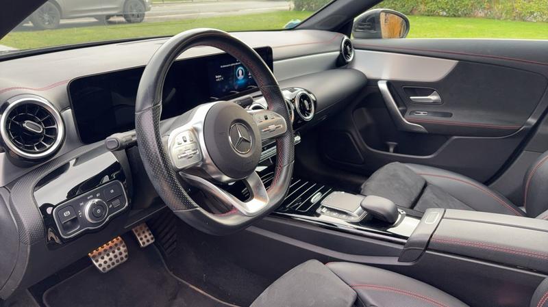Mercedes Classe Cla 200 163 7g-Dct Amg Line - Automatique