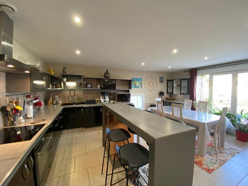 Maison ancienne - 185 m² - 6 pièces