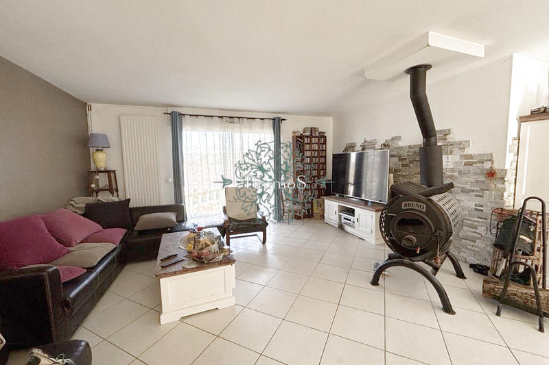 Maison - 180 m² - 7 pièces