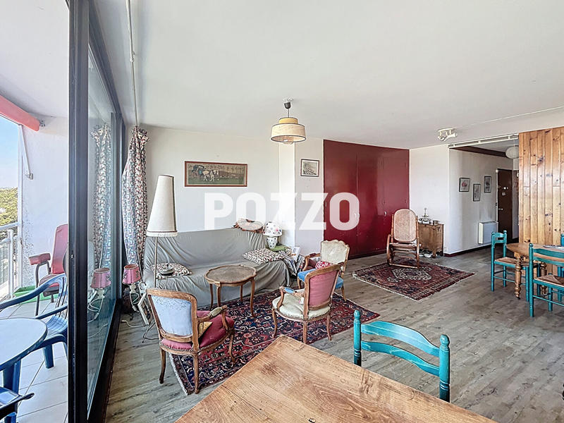 Appartement - 77 m² - 3 pièces