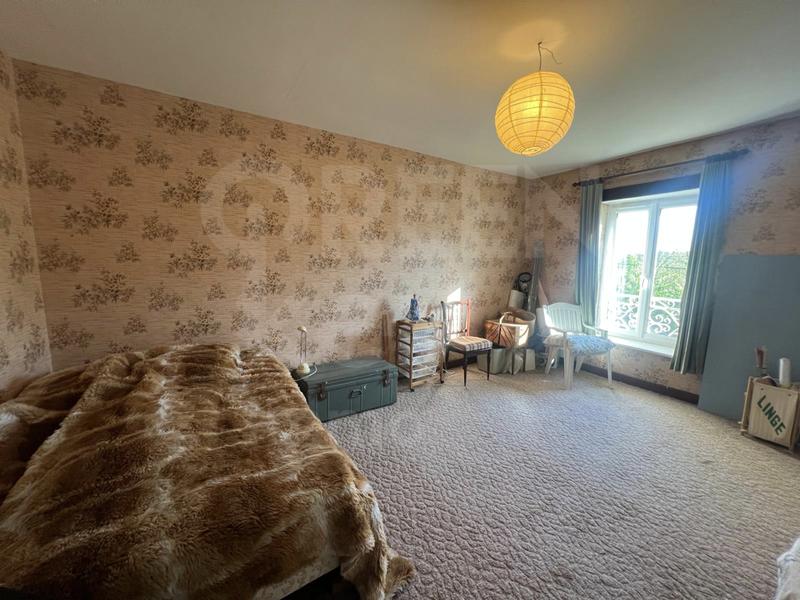 Maison - 197 m² - 5 pièces