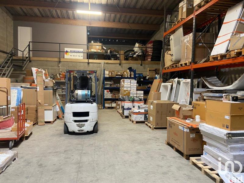 Local commercial - 1 160 m²