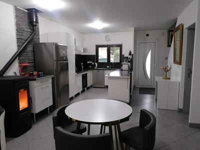 Maison - 83 m² - 5 pièces