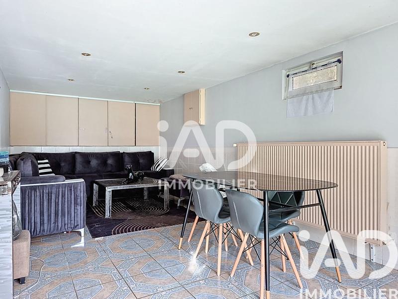 Maison - 189 m² - 7 pièces