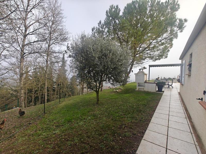 Villa - 132 m² - 8 pièces