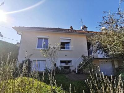 Maison - 103 m² - 5 pièces