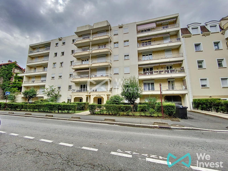 Appartement - 80 m² - 4 pièces