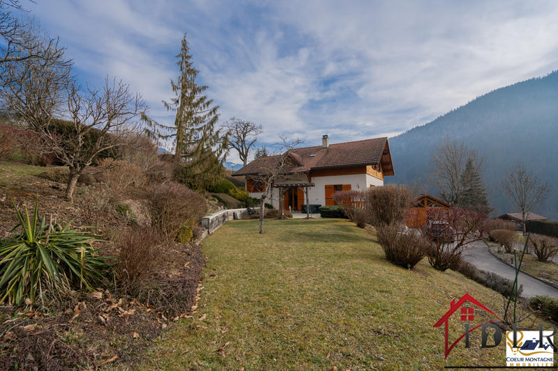 Maison - 168 m² - 5 pièces