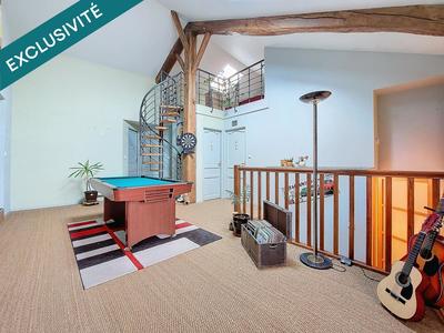 Maison - 197 m² - 6 pièces