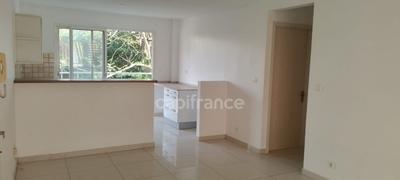 Appartement - 77 m² - 3 pièces