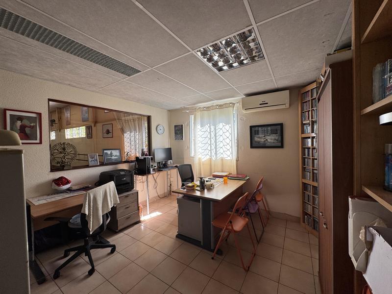 Local commercial - 340 m² - 5 pièces