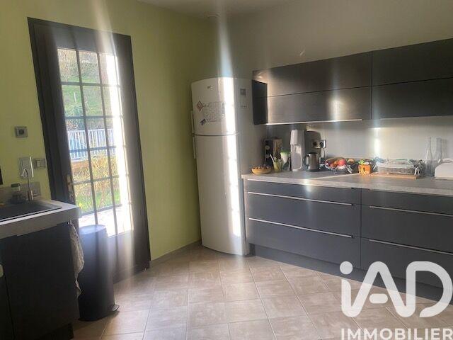 Maison - 140 m² - 7 pièces