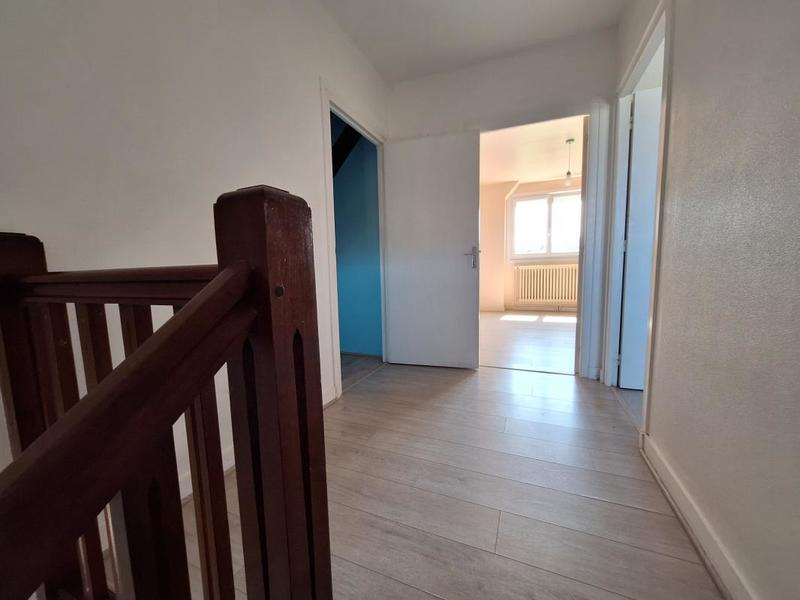 Maison - 105 m² - 6 pièces