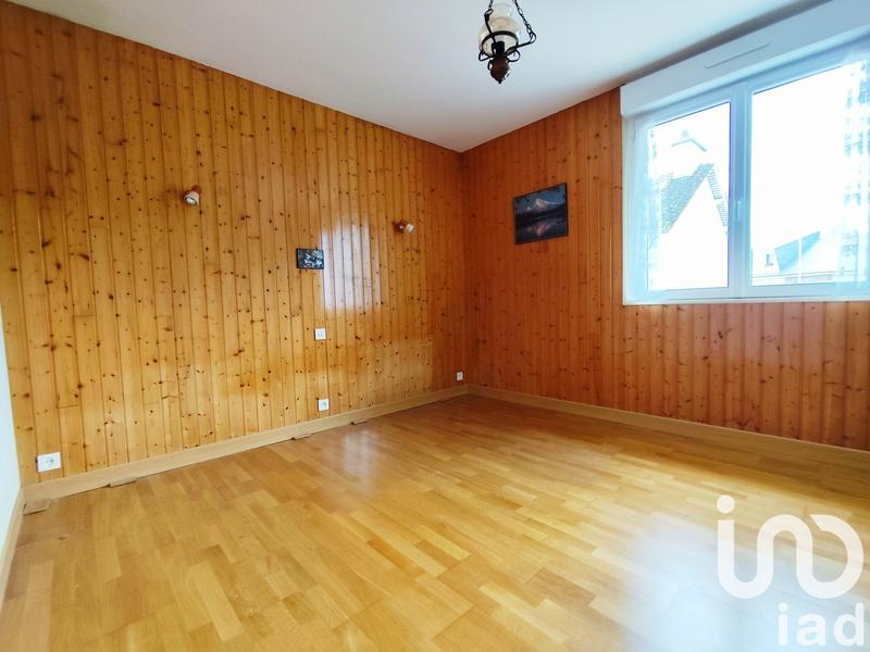 Maison - 99 m² - 5 pièces