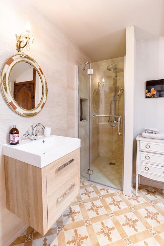 Maison - 295 m² - 10 pièces