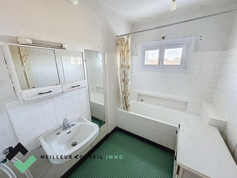 Maison - 217 m² - 10 pièces