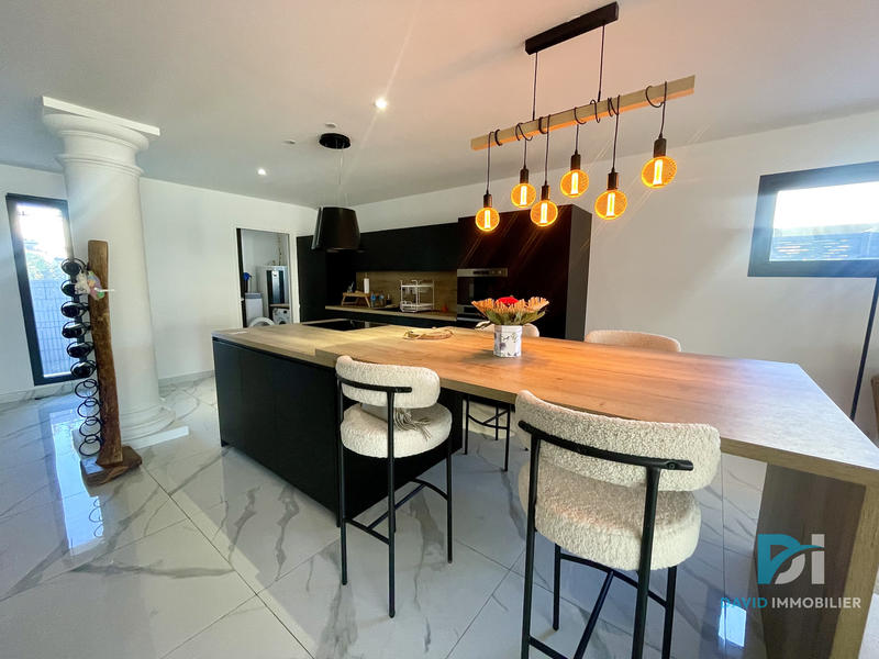 Villa - 158 m² - 4 pièces