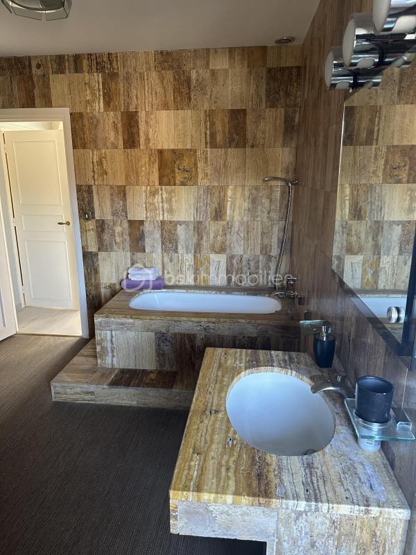 Maison d'architecte - 224 m² - 7 pièces