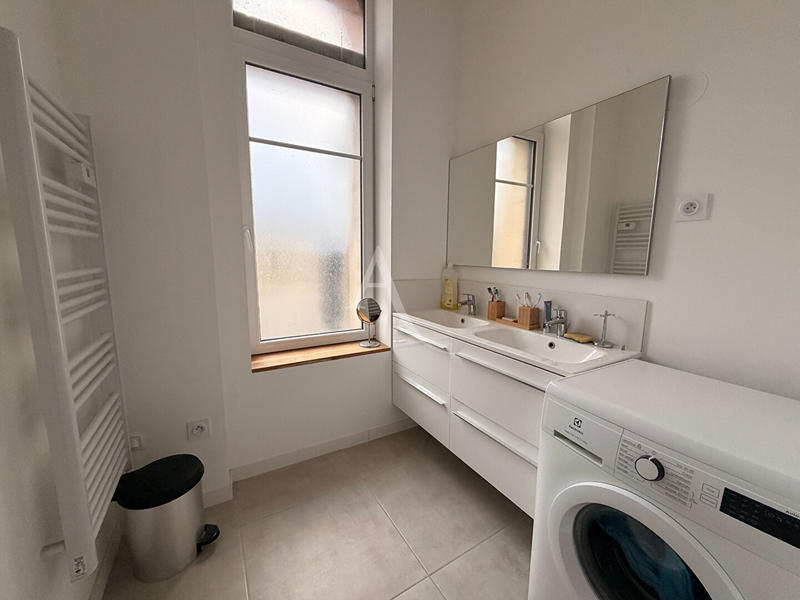 Appartement - 77 m² - 3 pièces