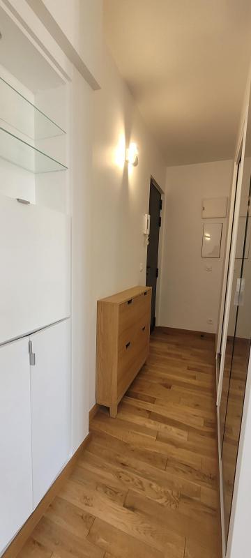 Studio - 30 m² - 2 pièces