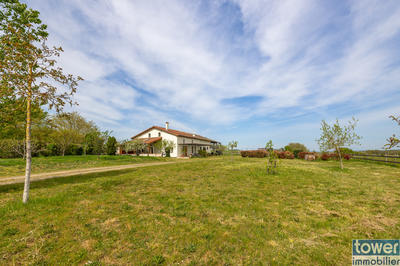 Maison - 188 m² - 5 pièces