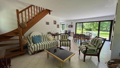 Maison - 130 m² - 6 pièces