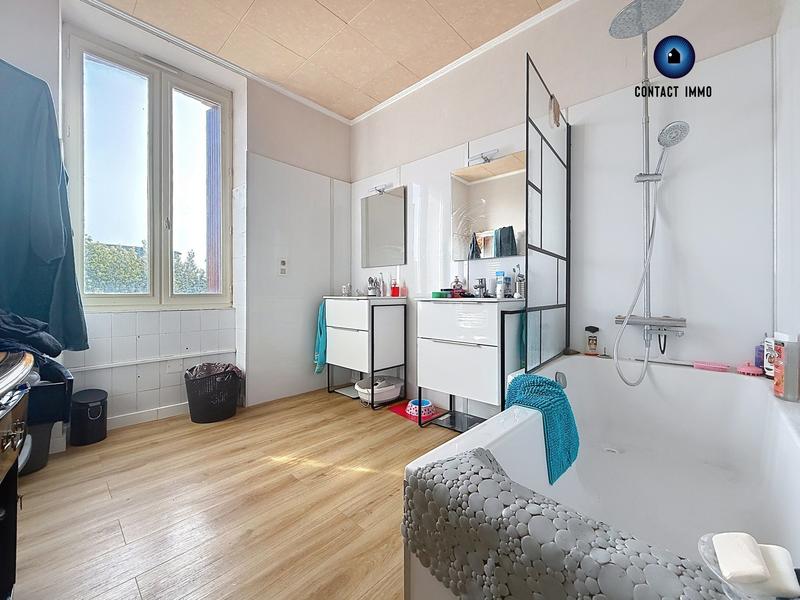 Maison ancienne - 136 m² - 7 pièces