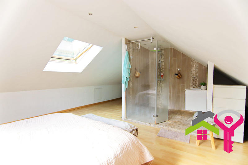 Maison - 101 m² - 5 pièces